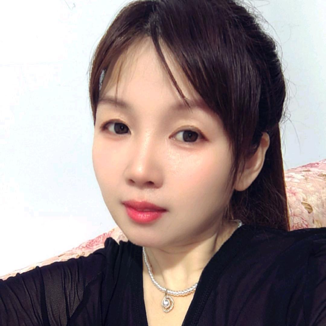 秀秀爱跳舞