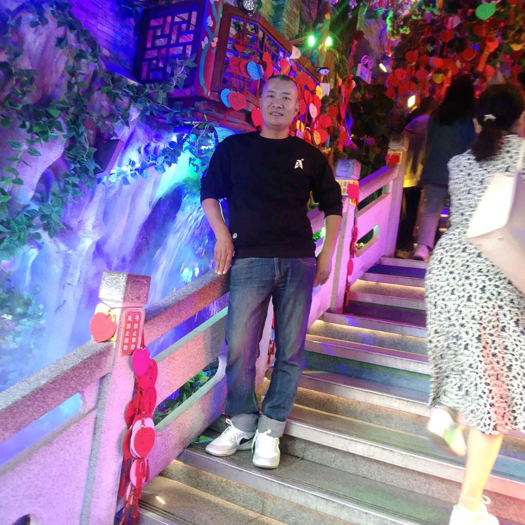 川湘小炒，，龙哥