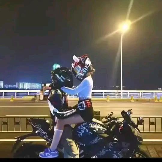 万般皆苦，唯有自渡