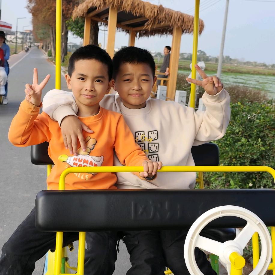 🌈🌈🌈小喵🐱不吃鱼🐟