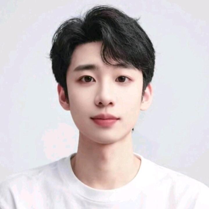 朱 子 杰