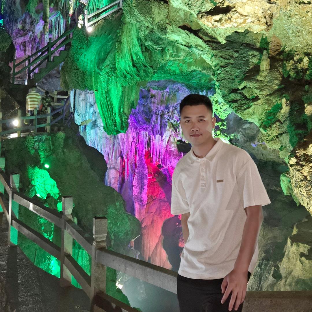 裤缝擦响一条街