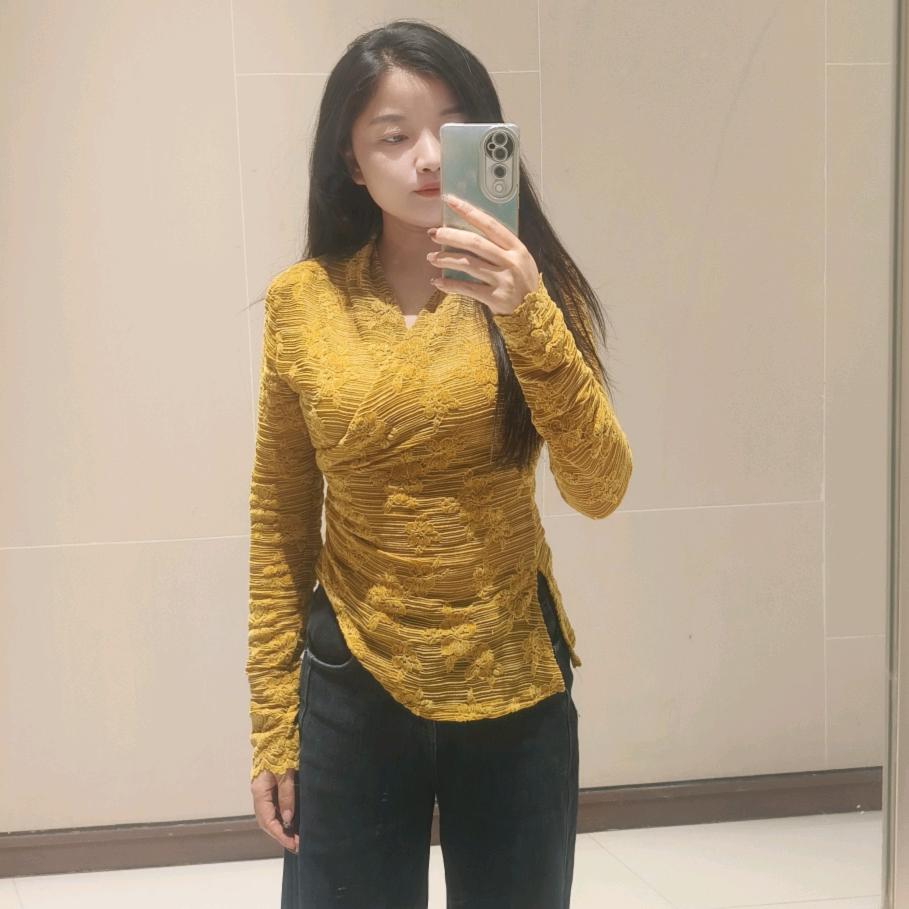 金吉鸟游泳健身吴春兰