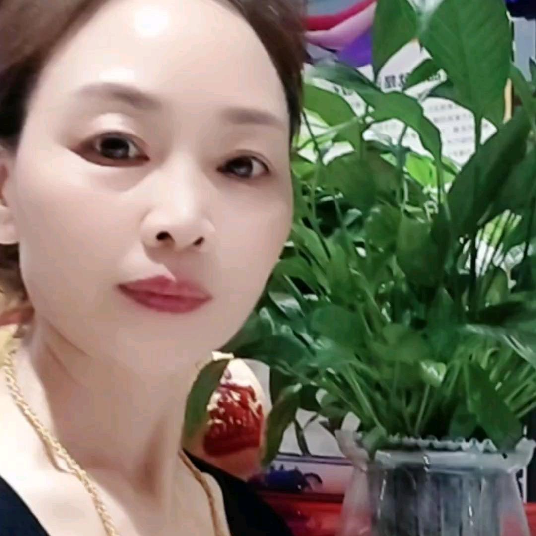 罗甸县卓尚家居经营部