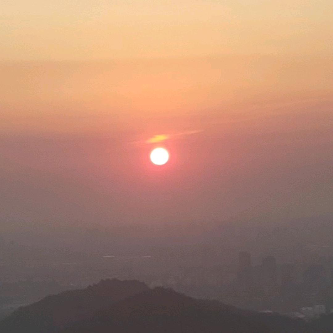 破晓.....☀