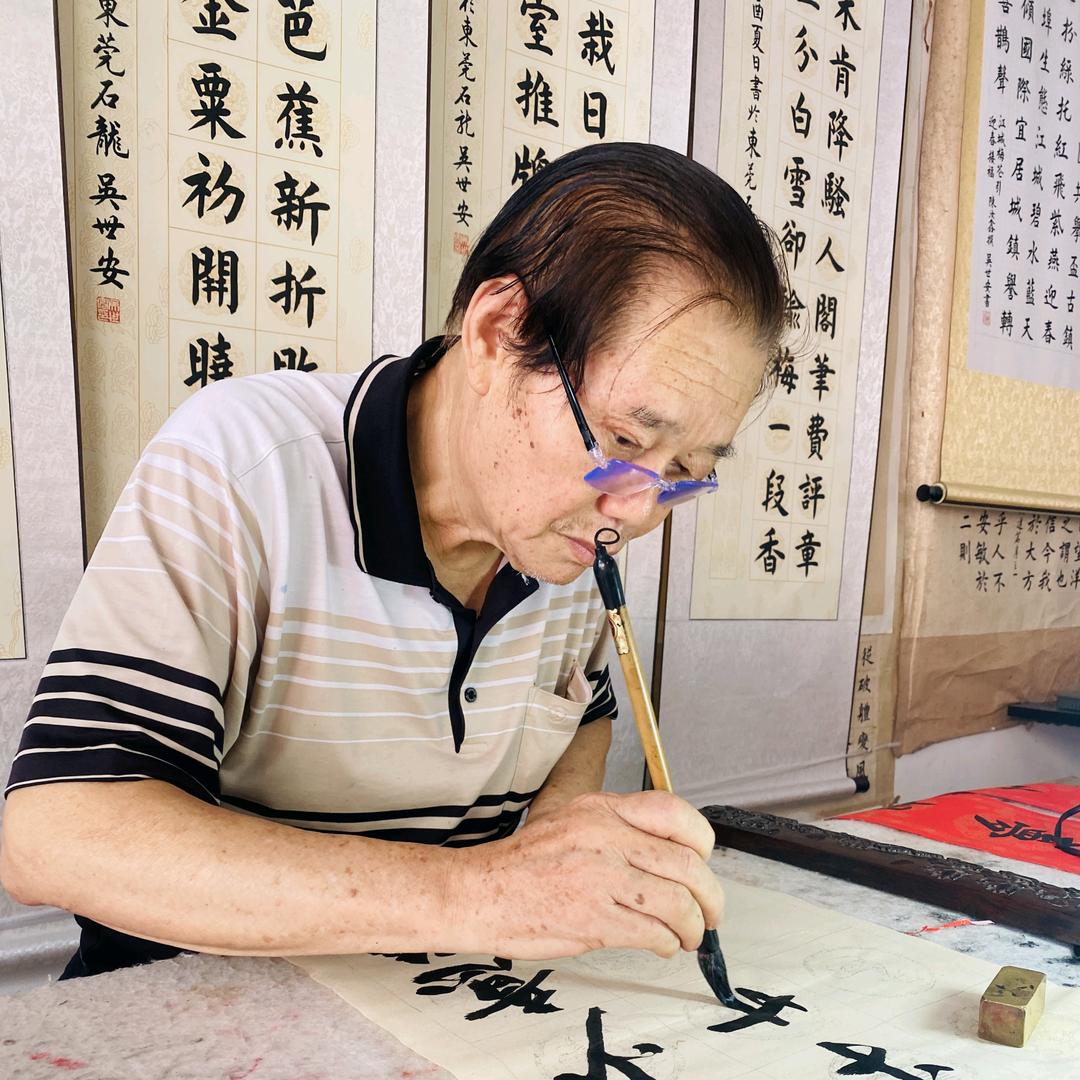 吴世安东莞石龙刻章