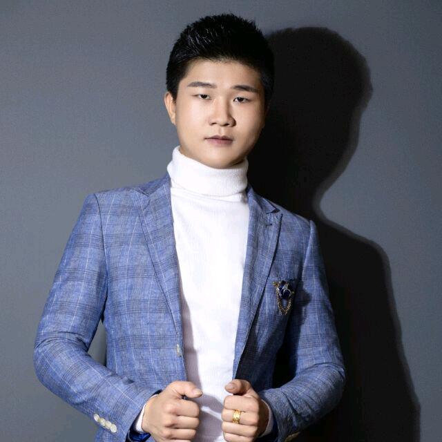 🌈金融小伙