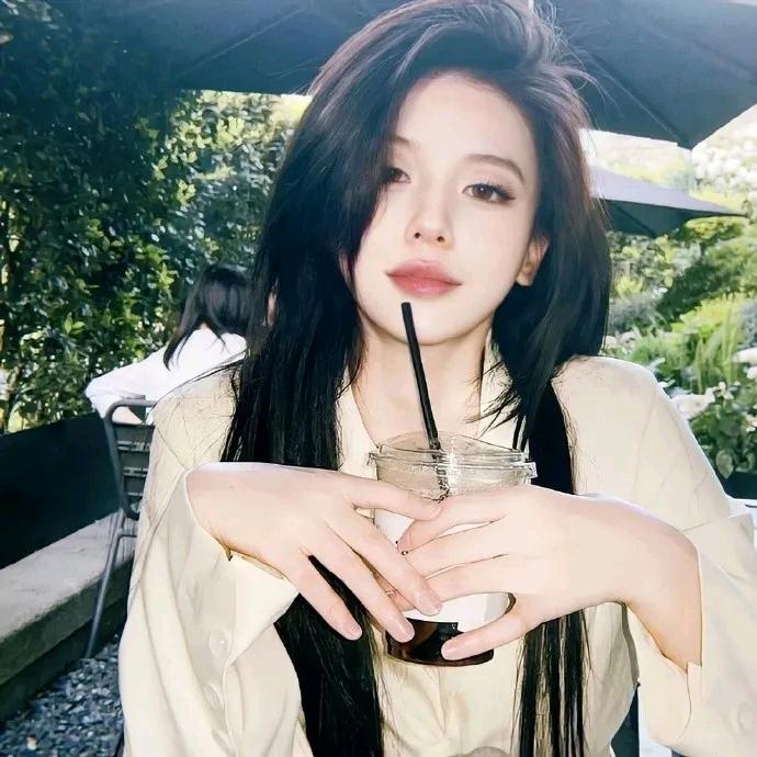 小艺啦闺蜜