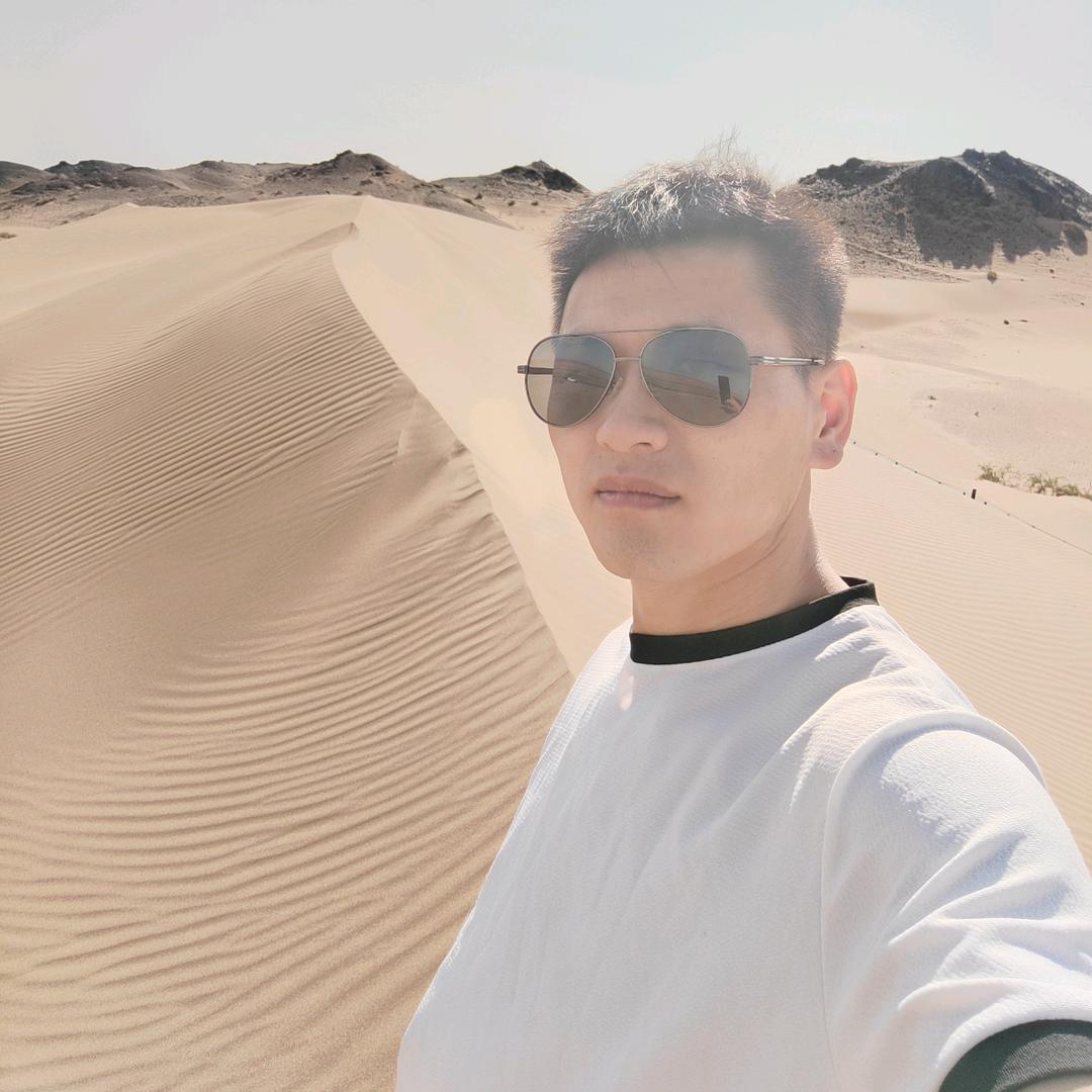 龙仔吆