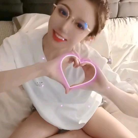 伊伊