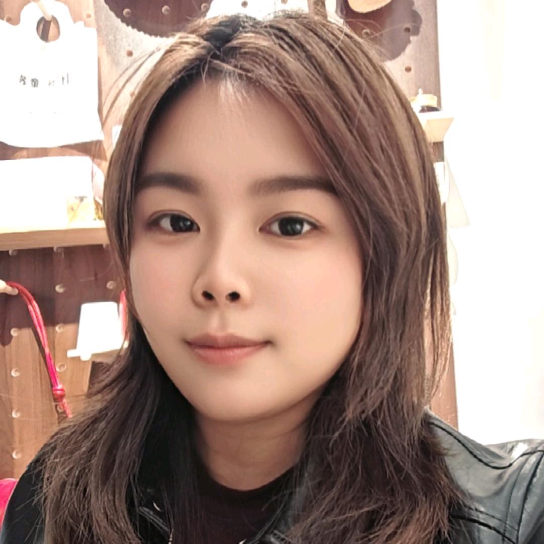 It's一四童装（原艾斯家）