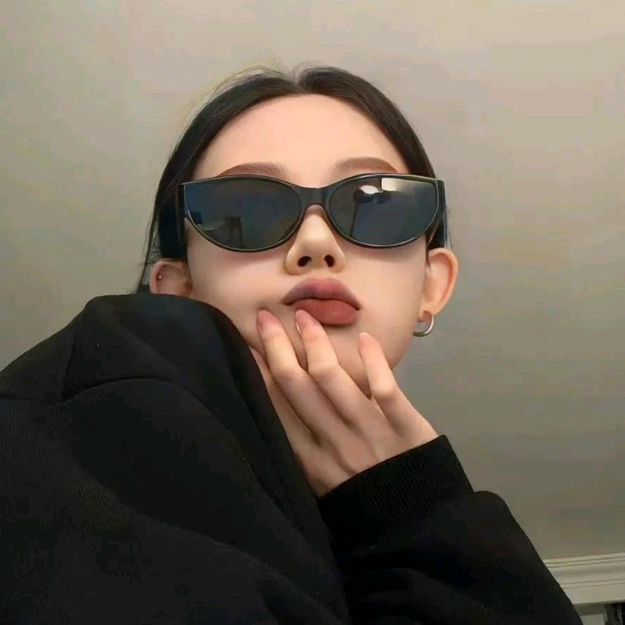 莉莉娅(⑉°з°)-♡