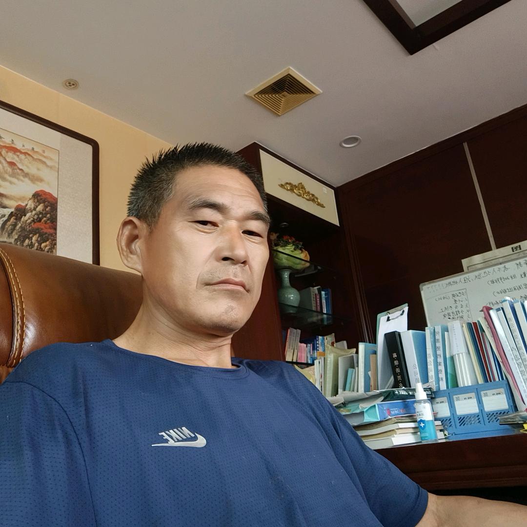 闫师傅专业打墙拆迁，拆天花，打地面，搬运