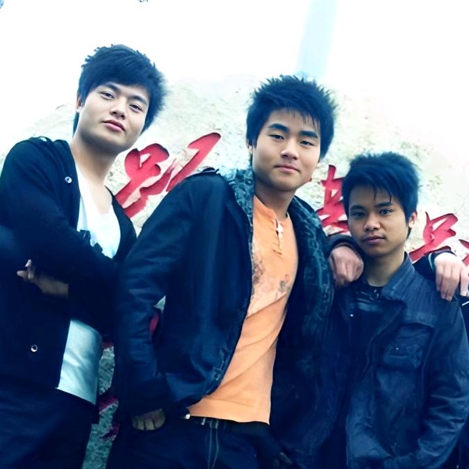 安装师傅&小周&