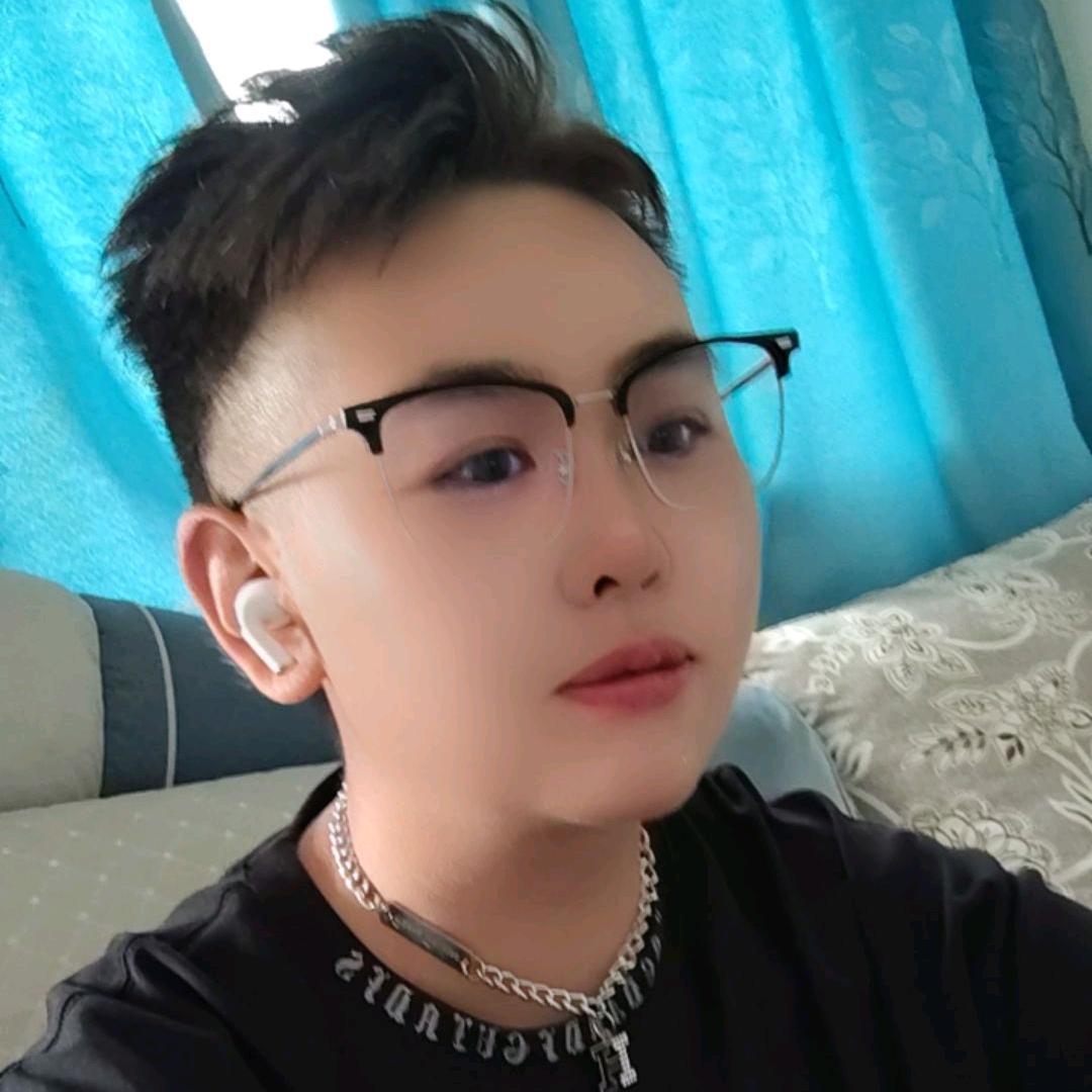 🥌胡大仙🥌