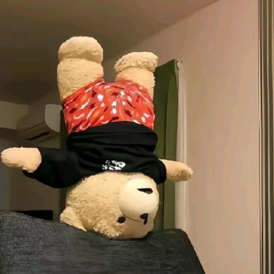 .Y.