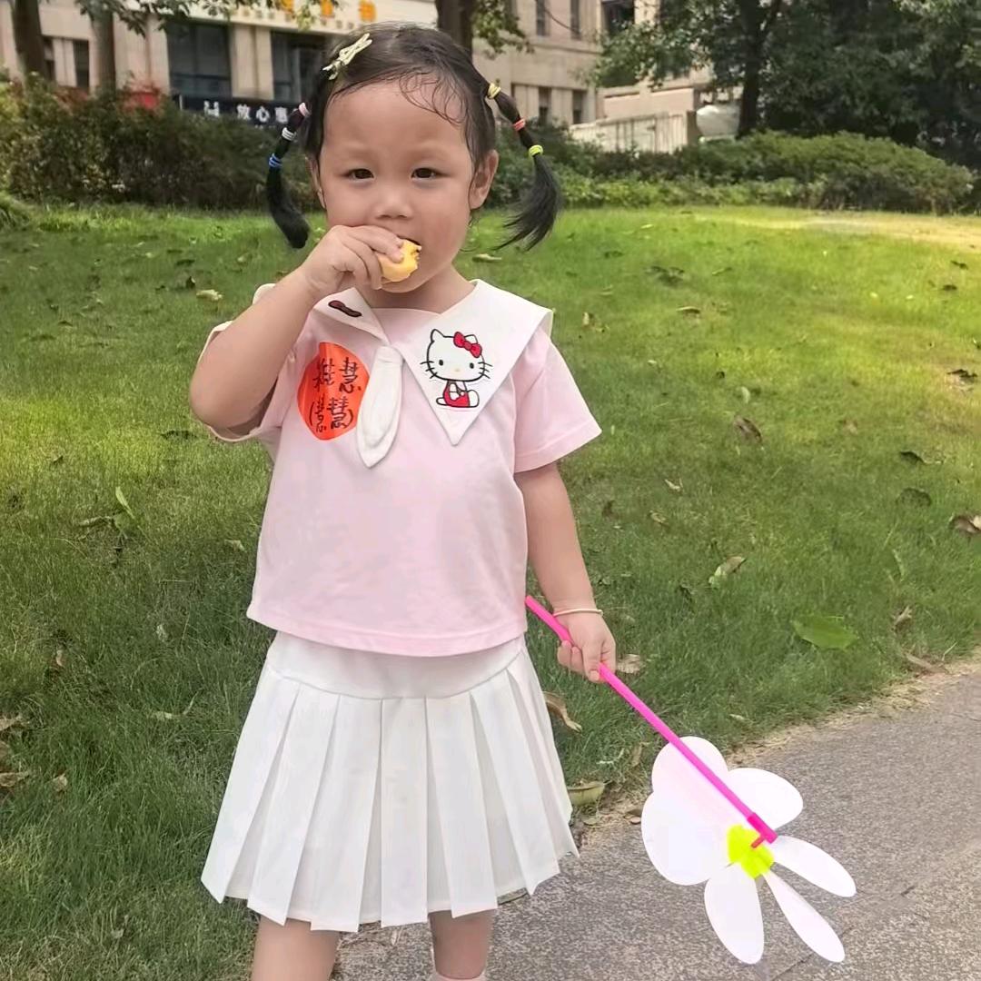 美术画室教学设备服务商