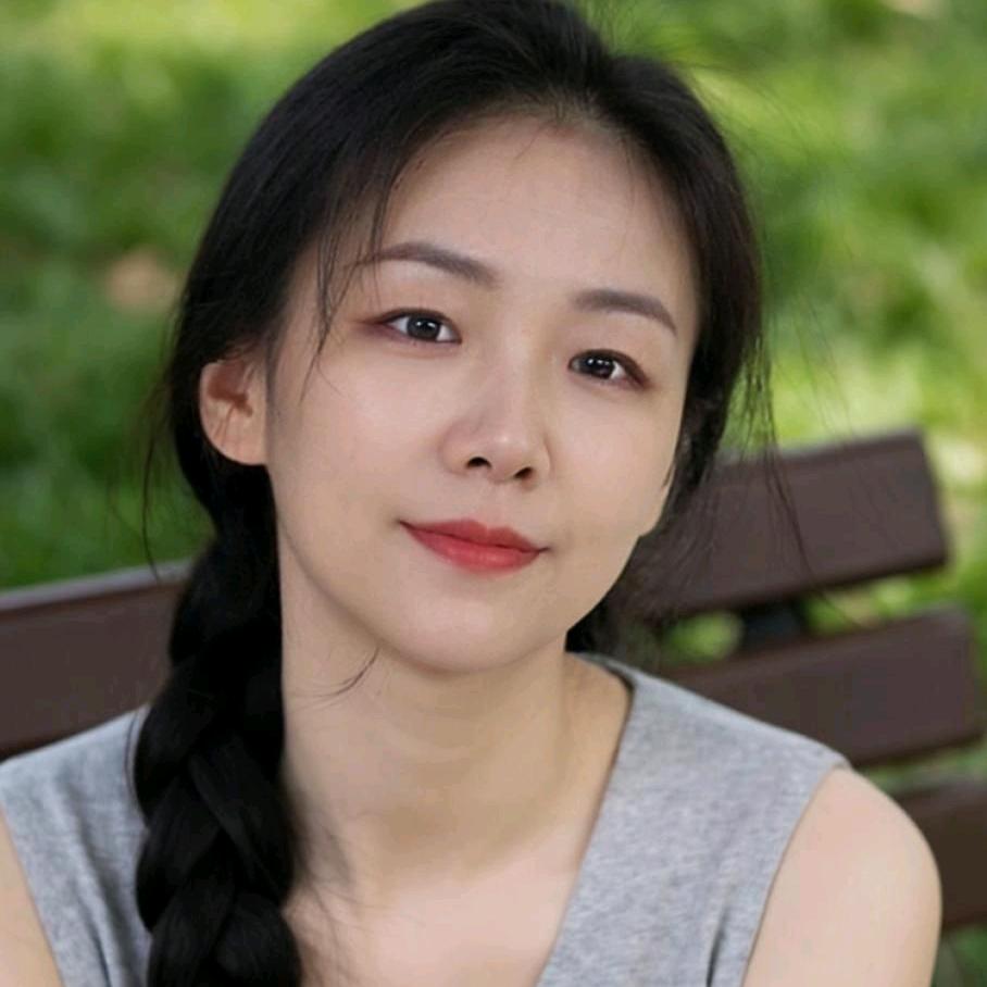 💕張张 自嘻💞࿐