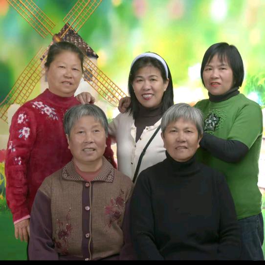 鹏溪满英：（喇子壳团队）