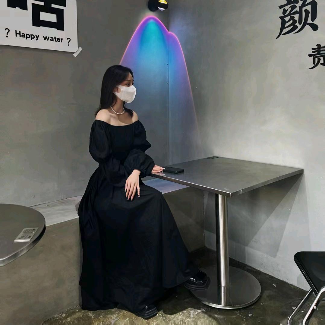 ʚ呆呆ɞ            ╲