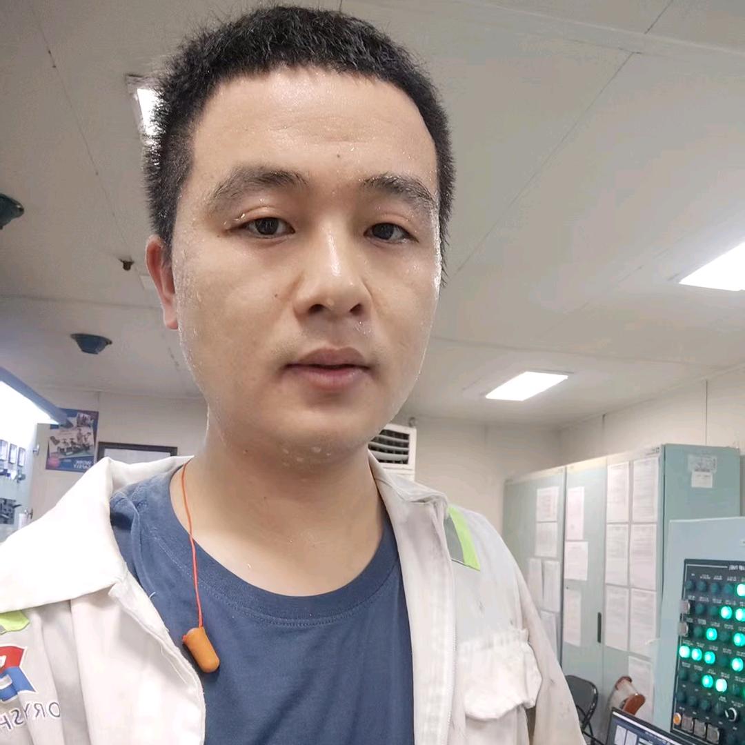 蓝海小洋哥(三管轮）