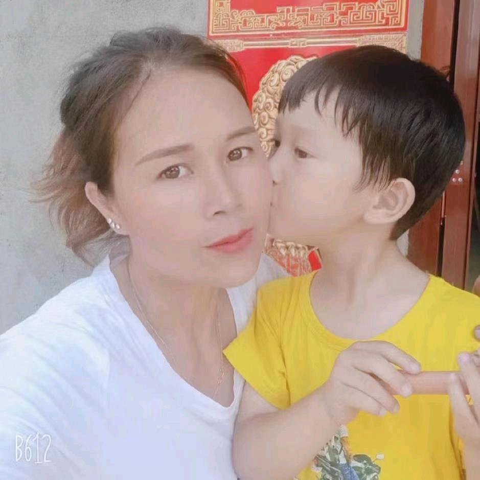 李秀梅