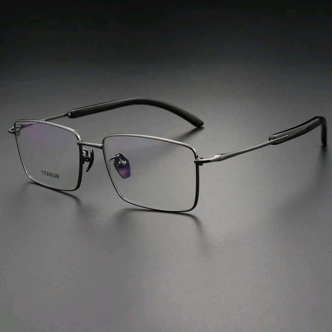 真视眼镜工作室