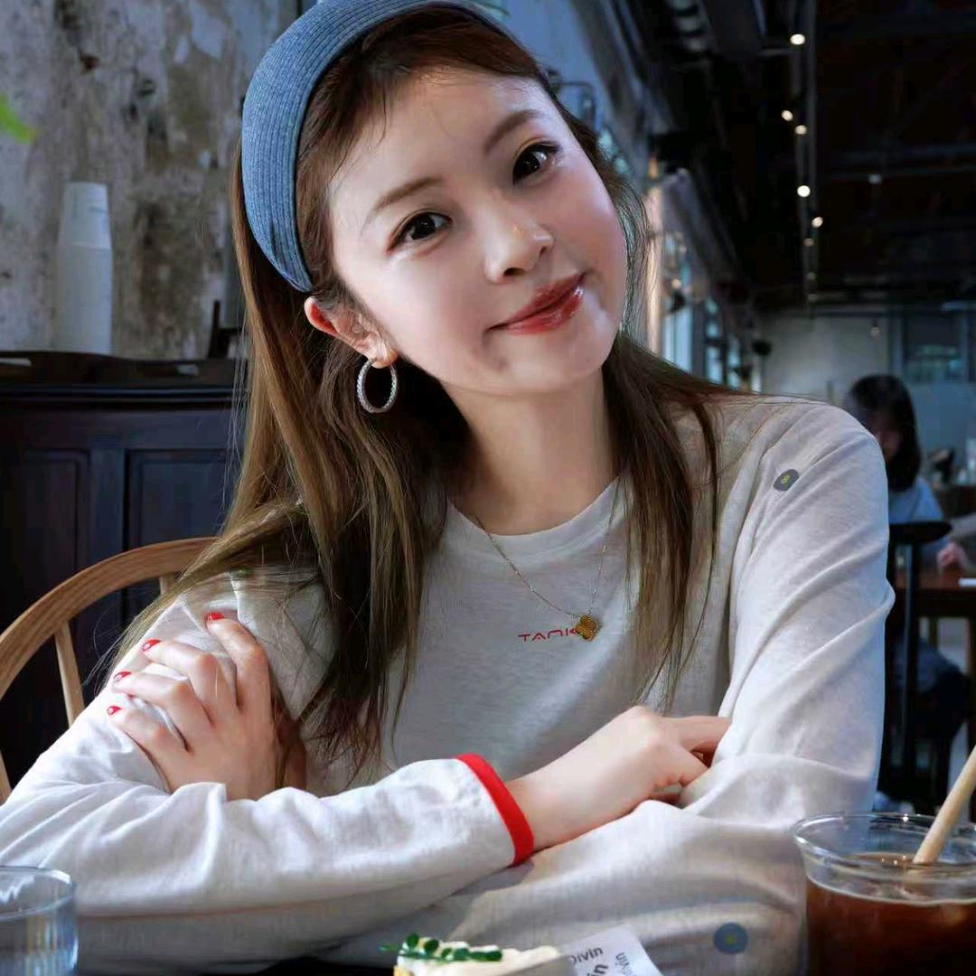 任任真甄~~严选穿搭