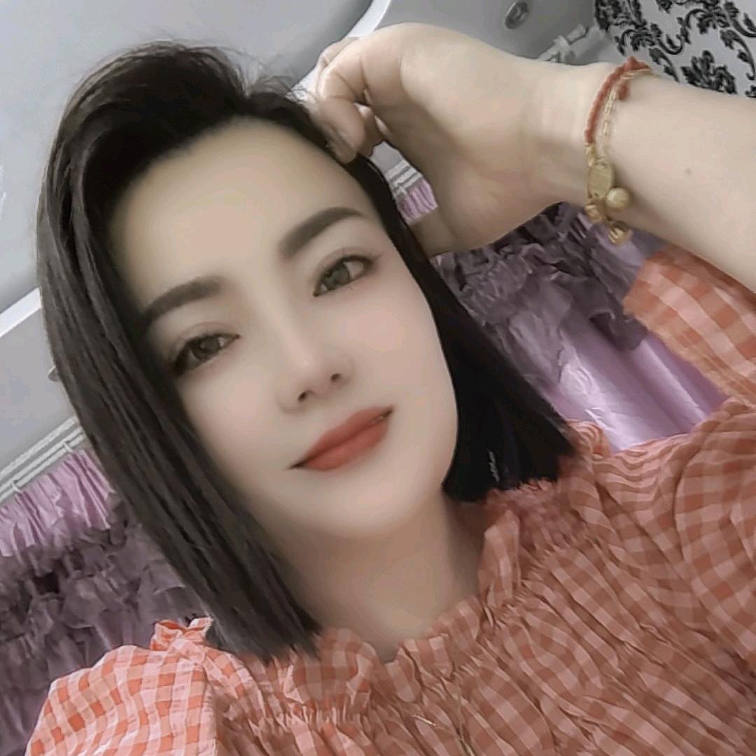 จุ๊บ꧁🦋花蝴蝶🦋꧂