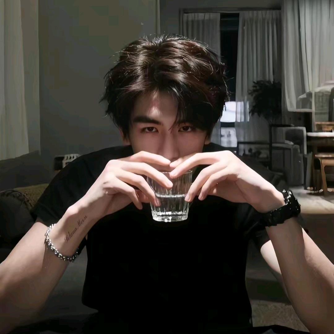 离异带八个葫芦娃