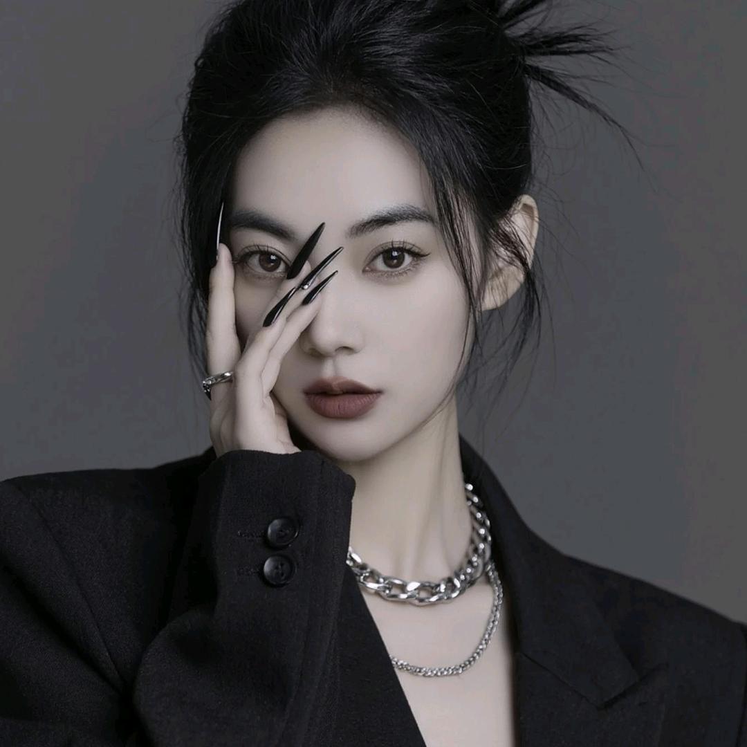哆米吖小个子