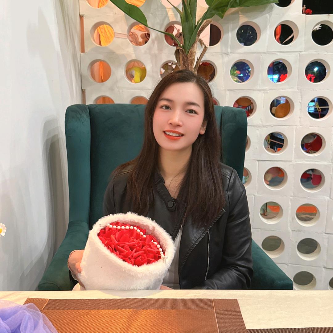 晨彩飞扬