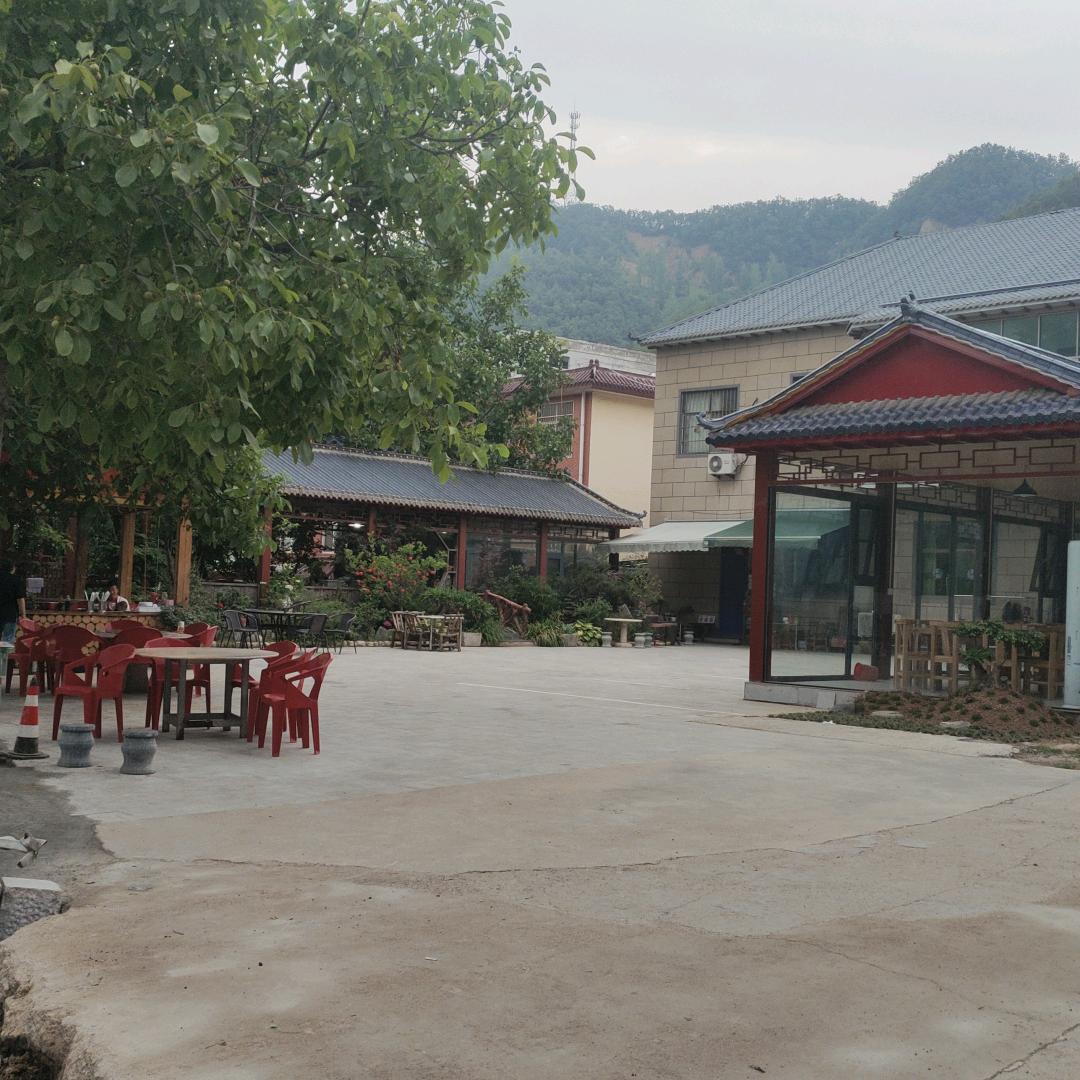 木扎岭山里人家36号陈