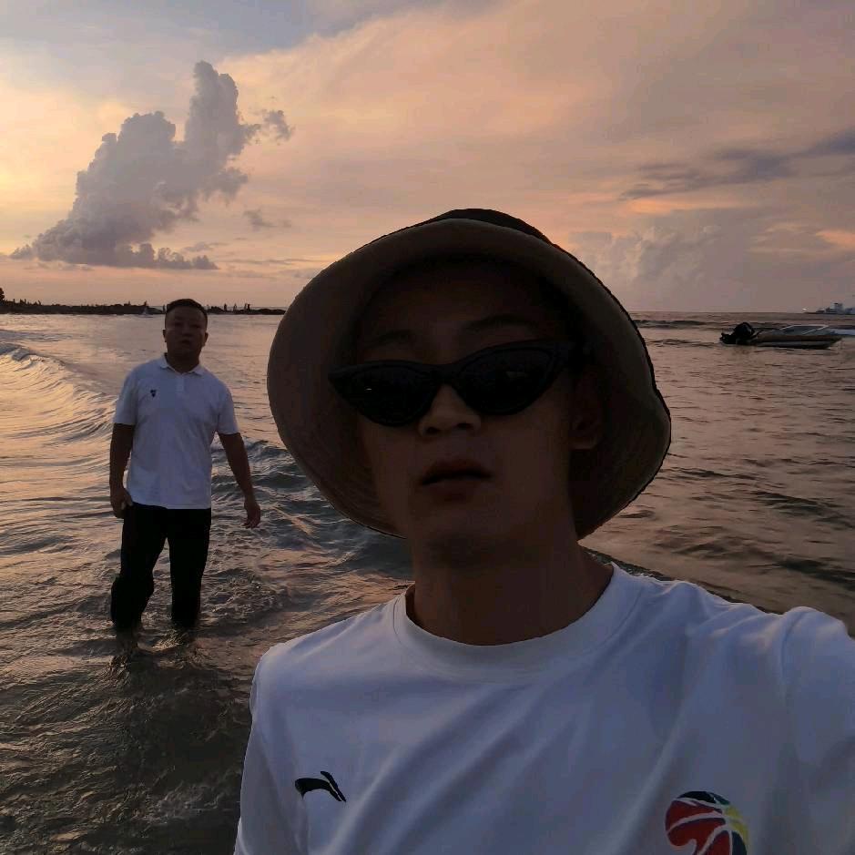 酷里男潮牌合集店