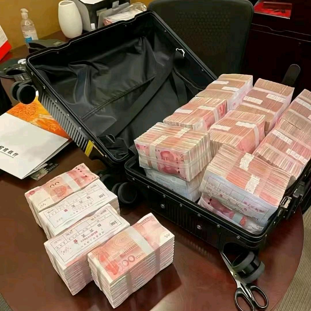 𝖅𝖍𝖆𝖃𝖎𝕯𝖆𝕵𝖎𝖊