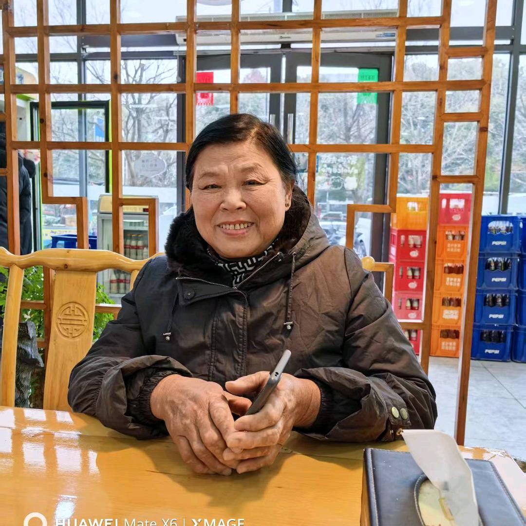 珍珍奶奶上午9:20