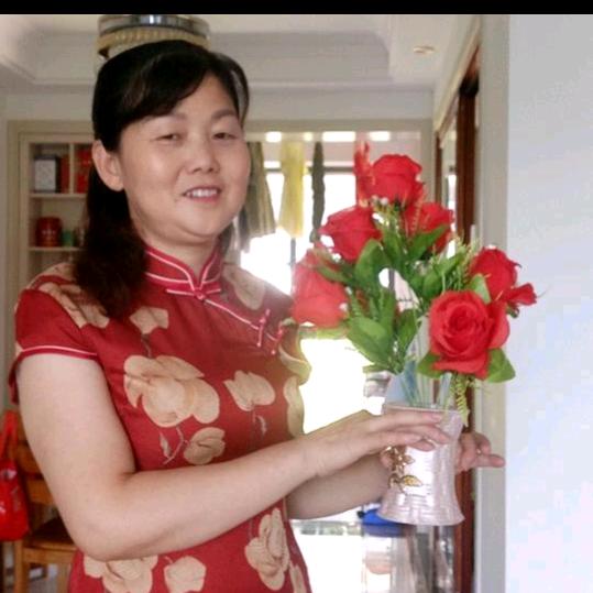 陈小英