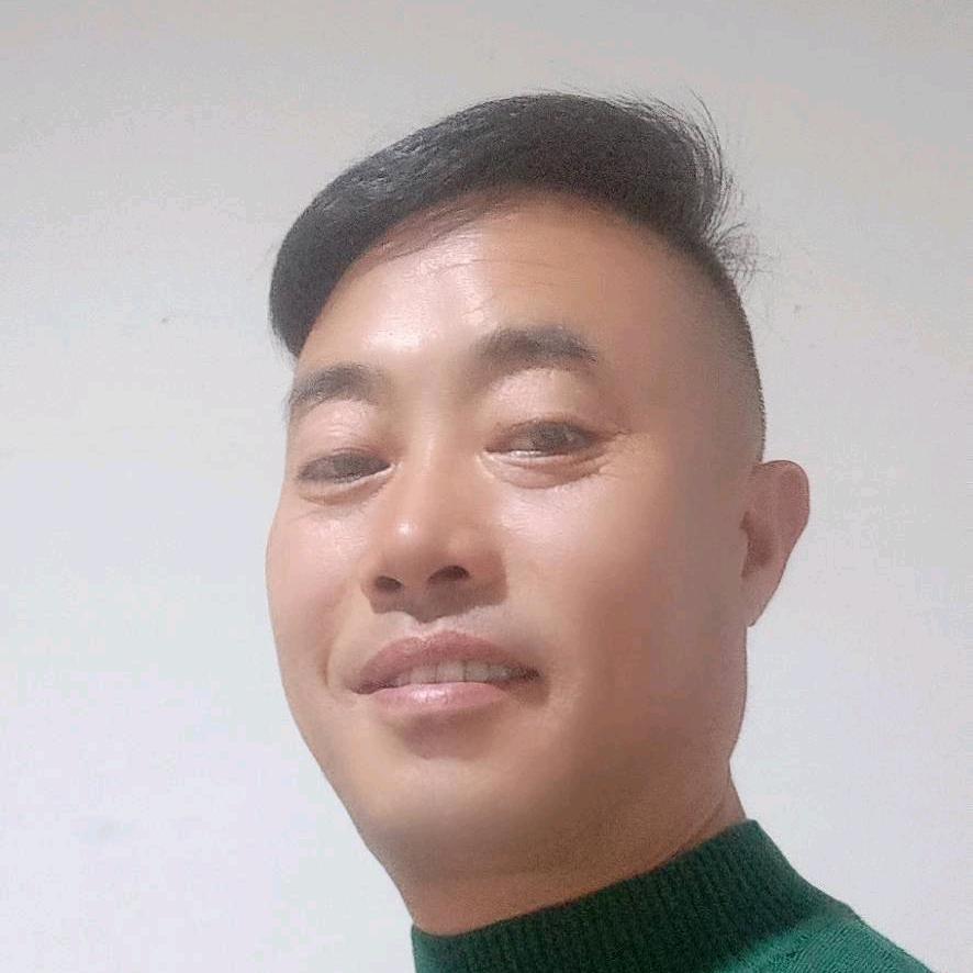 四阿哥～高端奔驰婚庆车队