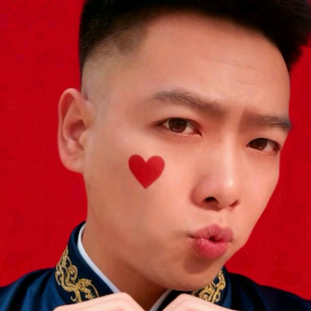 ℳ̶̶̶̶♡̶҉余小柒.ᥫᩣ