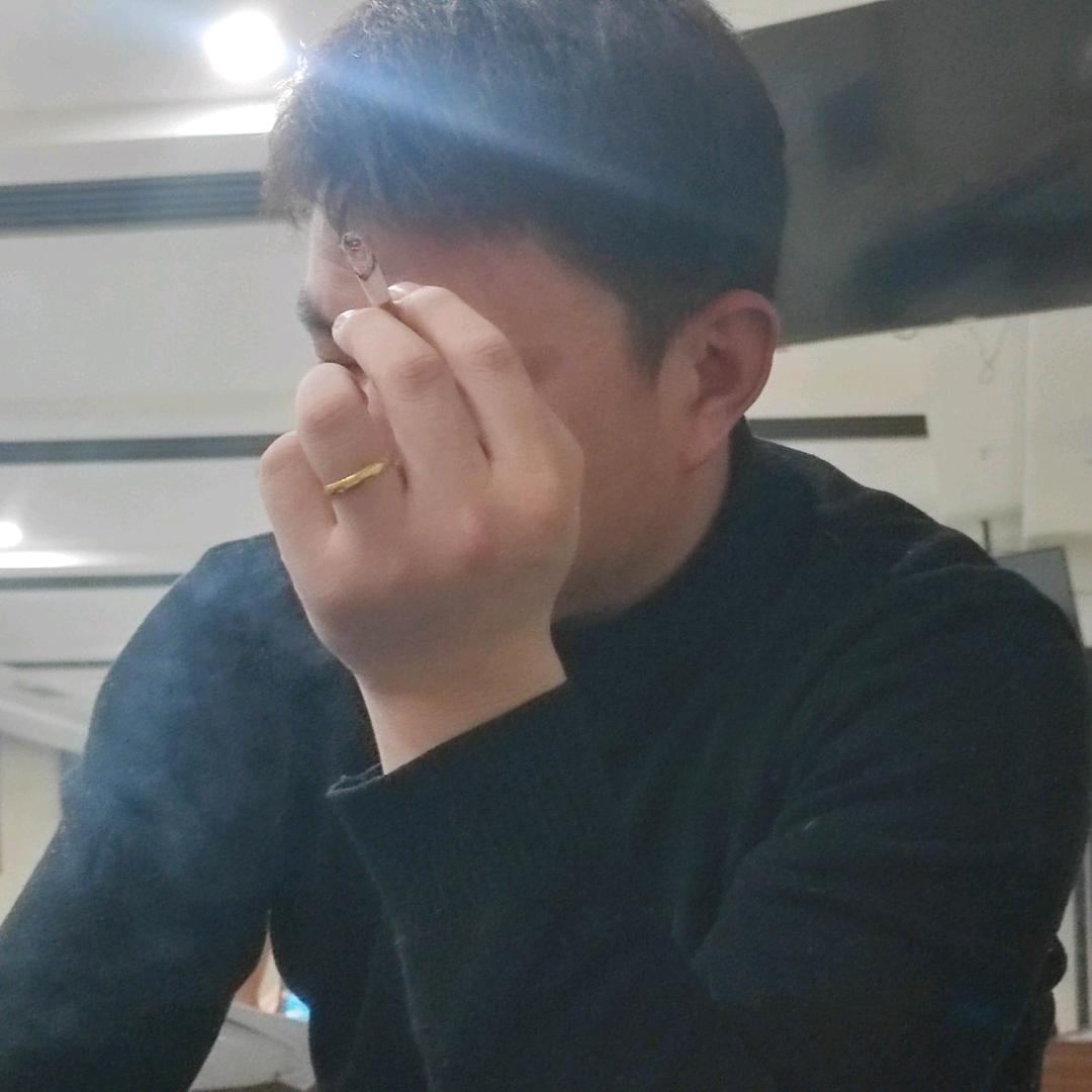 -板砖 小冀锦添烟酒