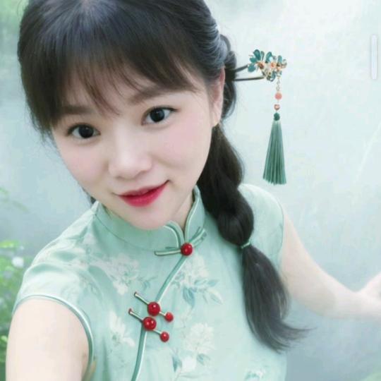 小巧玲珑霞妹