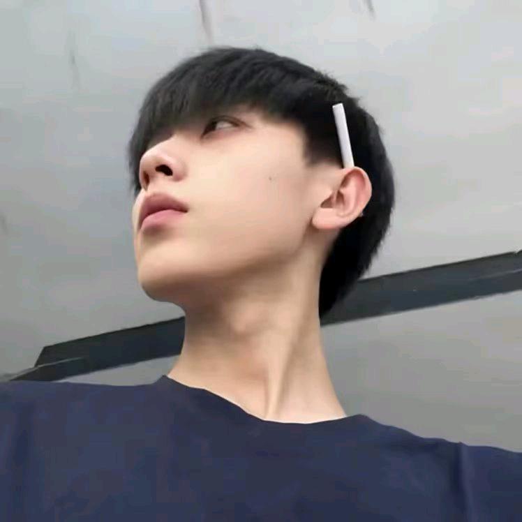 ￥