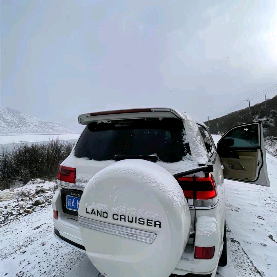 ℳ๓ 一介俗人Ω