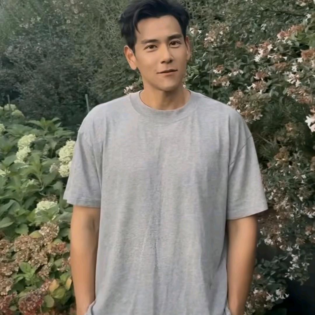 易俗河彭于晏