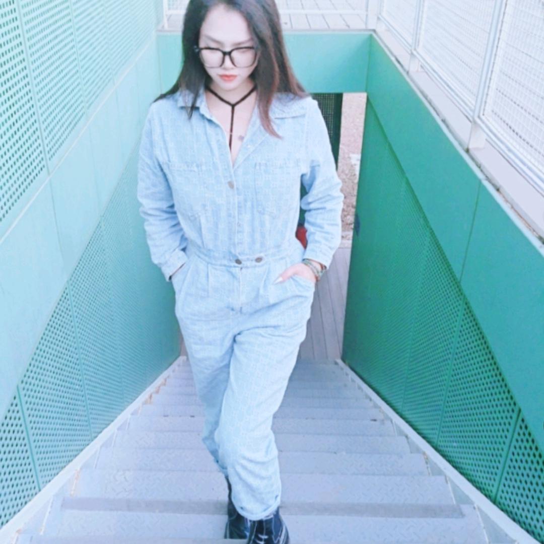 潘潘小时候可白了