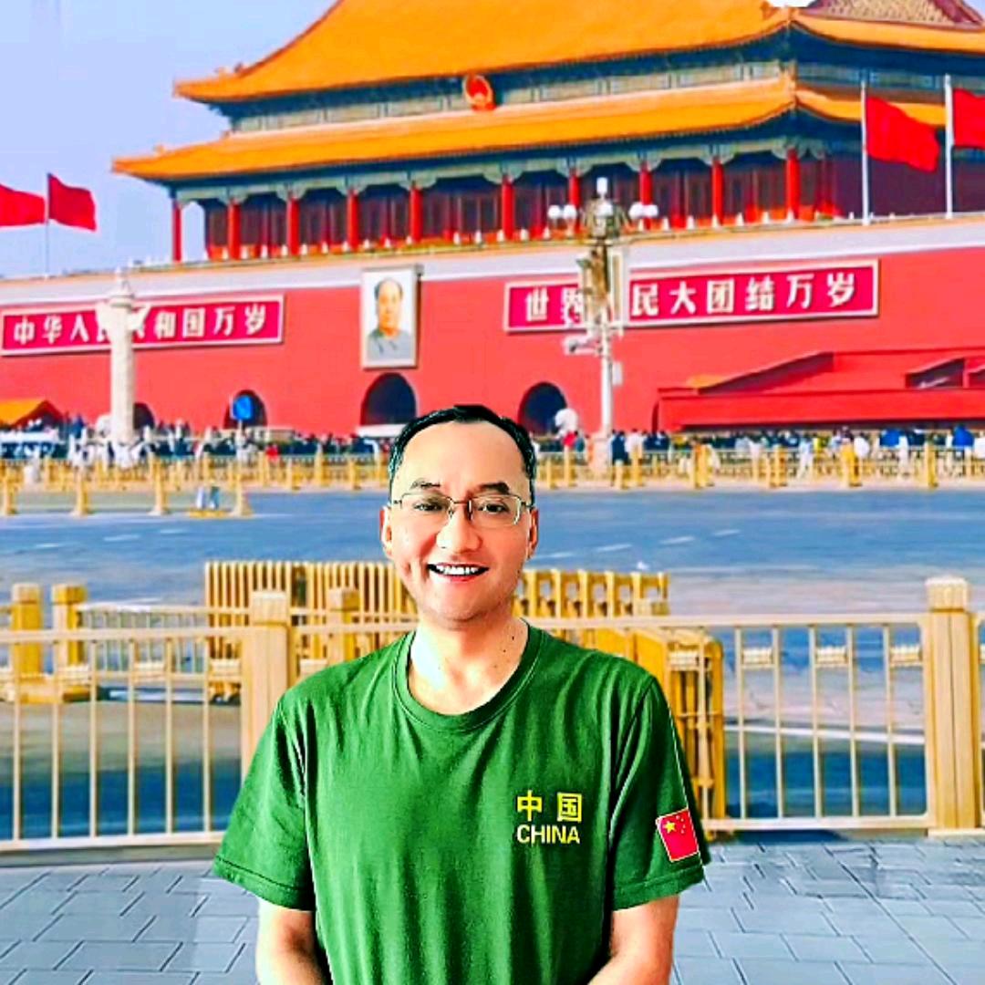 中国红：晚6点直播间诵读伟人诗词！