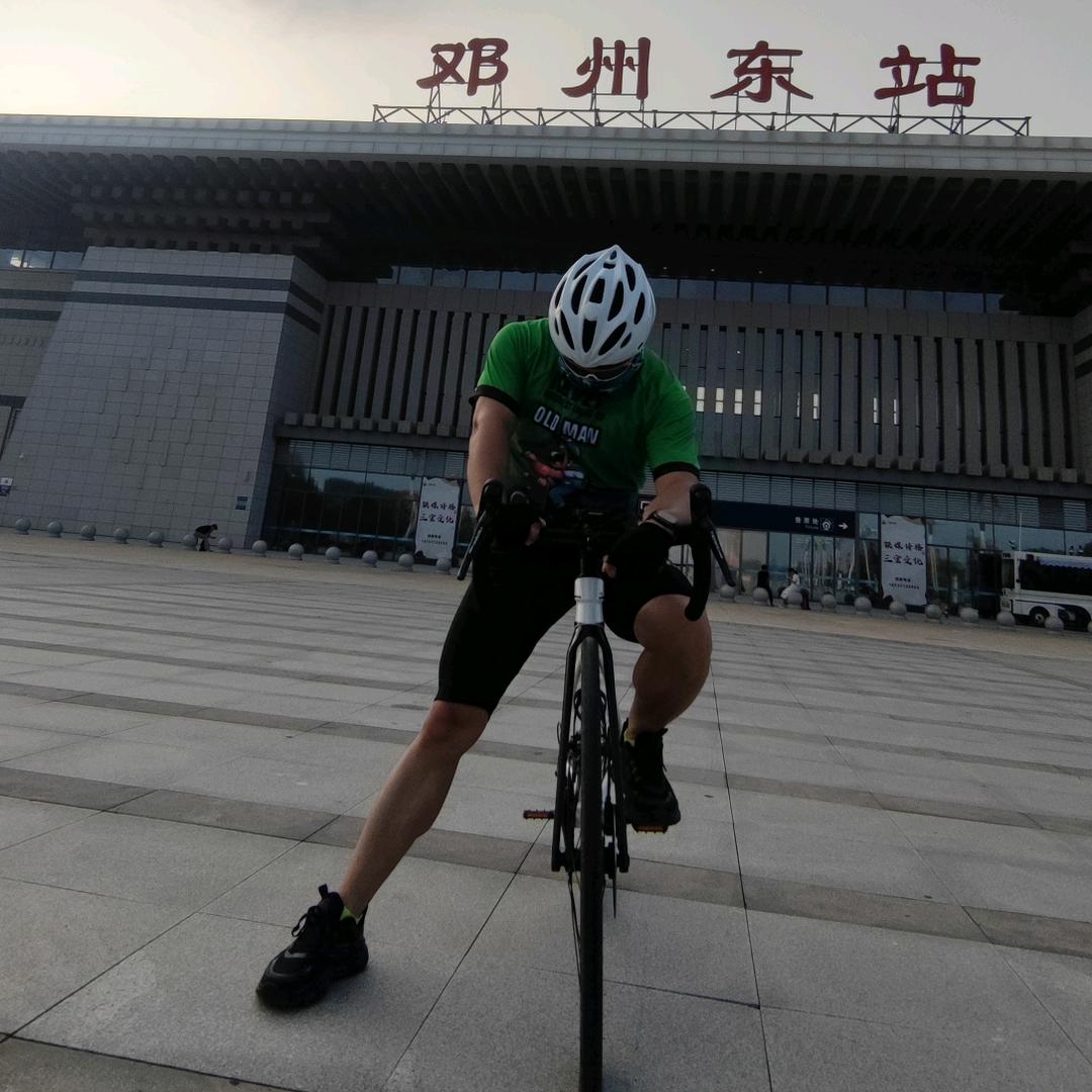 豫见𝓬𝔂𝓬𝓵𝓲𝓷𝓰🚲