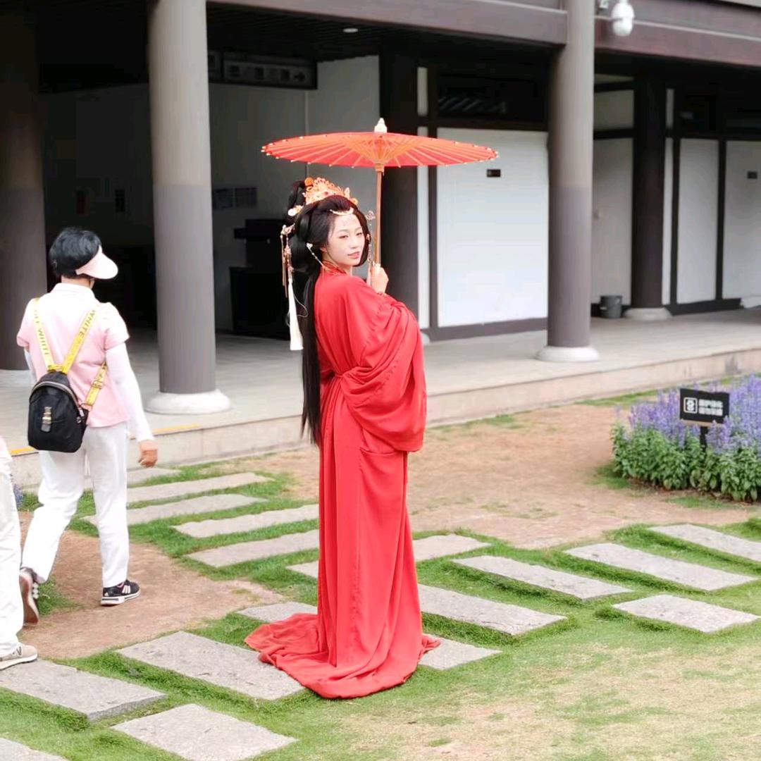 薇阁主