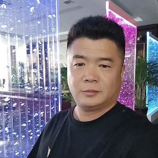 鲁R边牧大叔