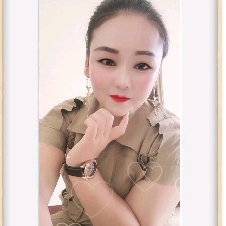 坚强奋斗中的女人《拒聊》